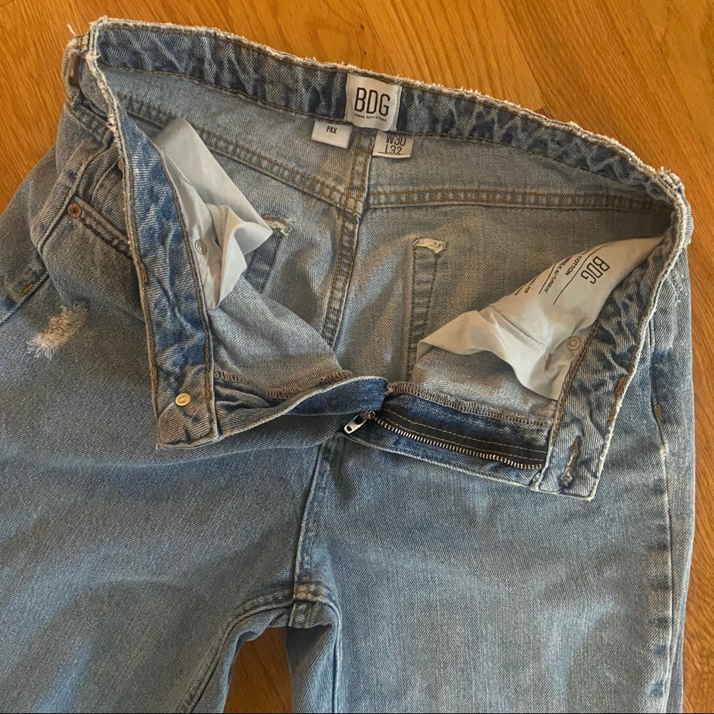 Urban Outfitters BDG High Waisted Jeans - Picture 4 of 8